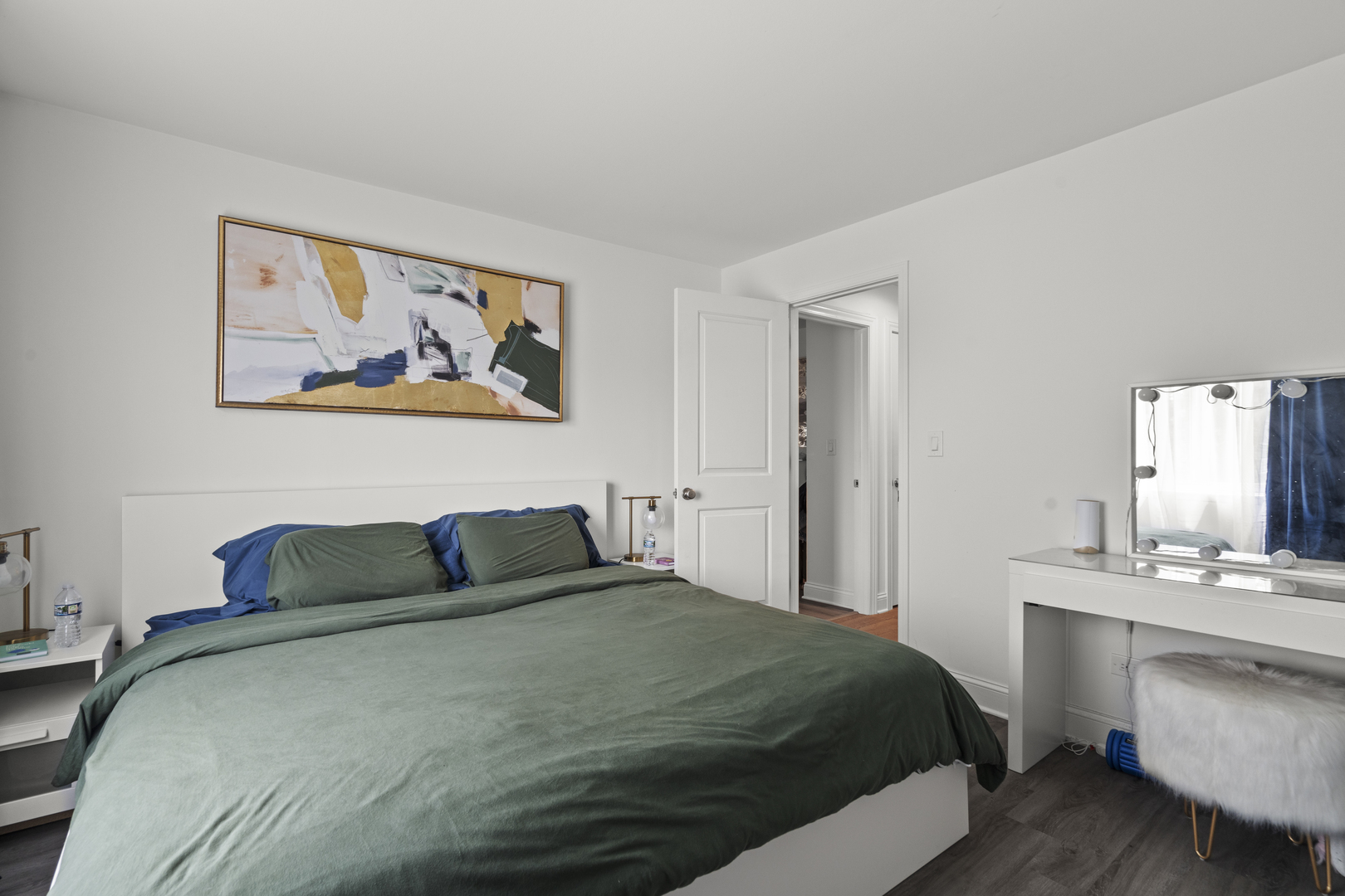 9S220 S Frontage Road #210, Willowbrook, IL 60527