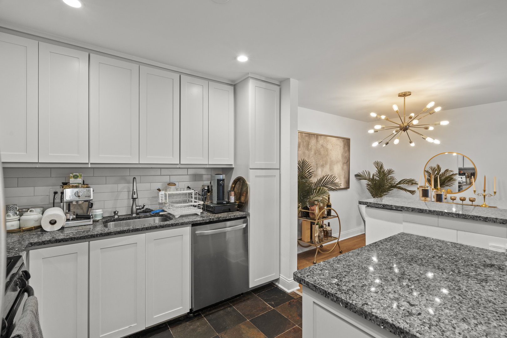 9S220 S Frontage Road #210, Willowbrook, IL 60527