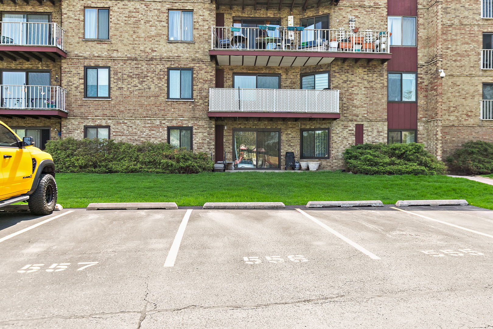 5400 Astor Lane #411, Rolling Meadows, IL 60008