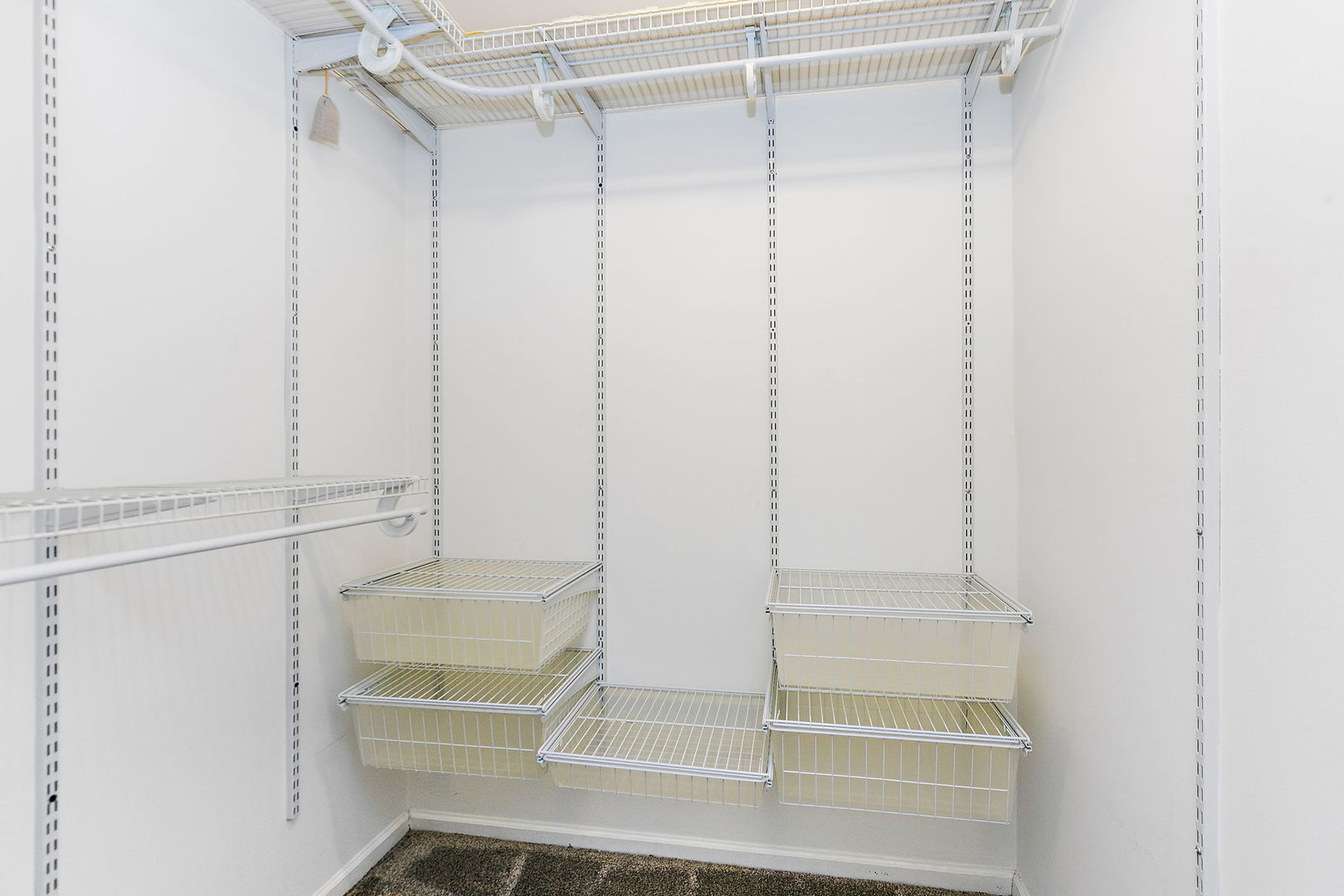 5400 Astor Lane #411, Rolling Meadows, IL 60008