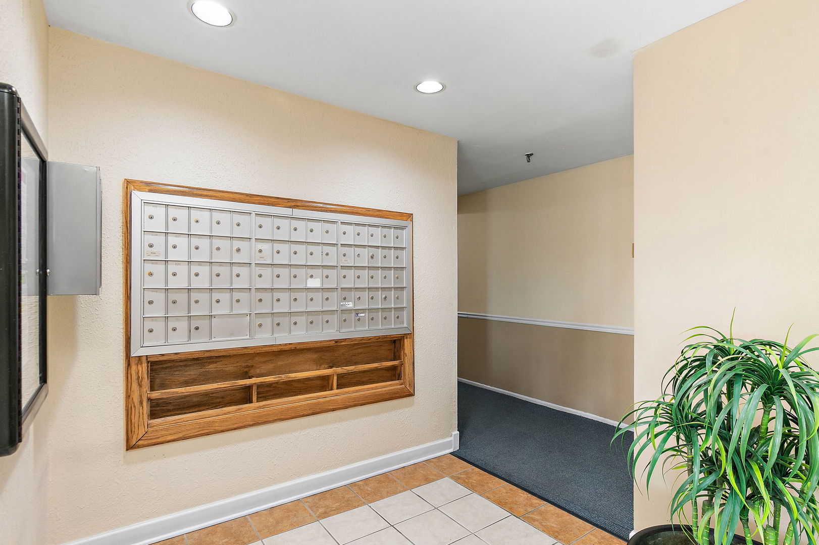 5400 Astor Lane #411, Rolling Meadows, IL 60008