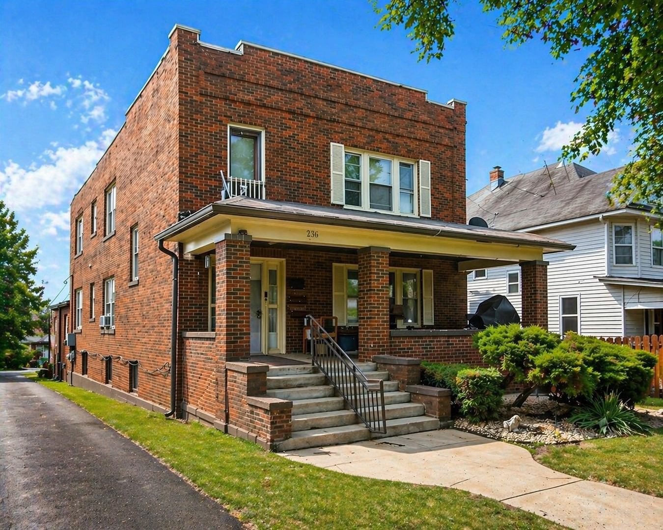 256 Nicholson Street, Joliet, IL 60435