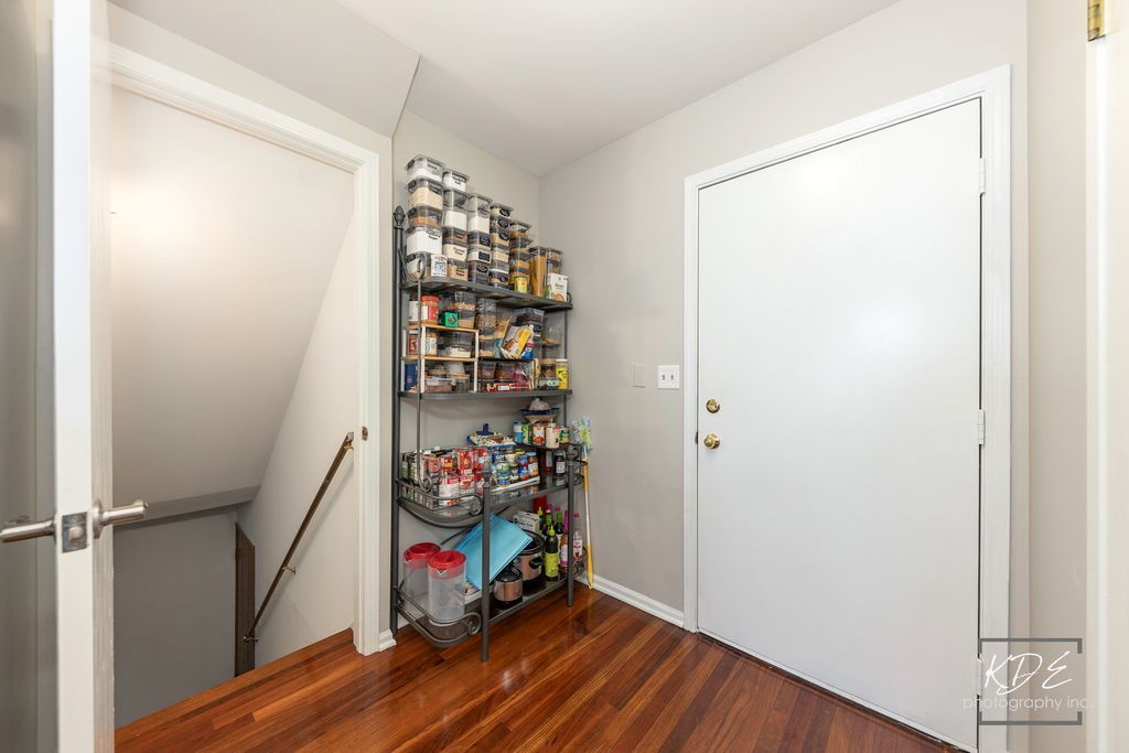 8026 Barrymore Drive #37-2, Darien, IL 60561