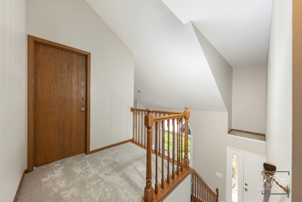 8026 Barrymore Drive #37-2, Darien, IL 60561