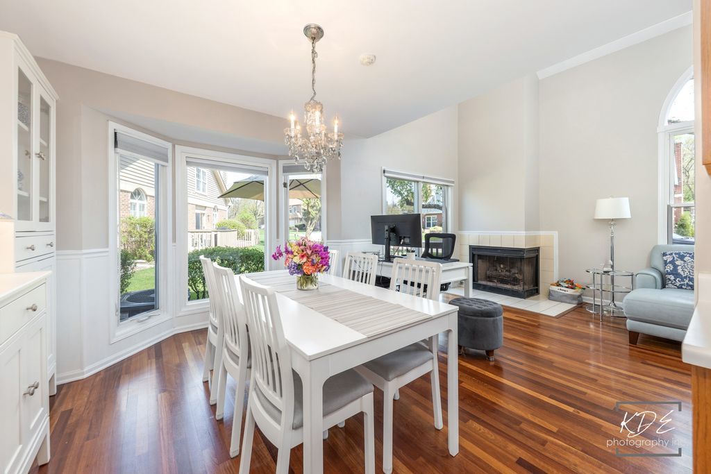 8026 Barrymore Drive #37-2, Darien, IL 60561