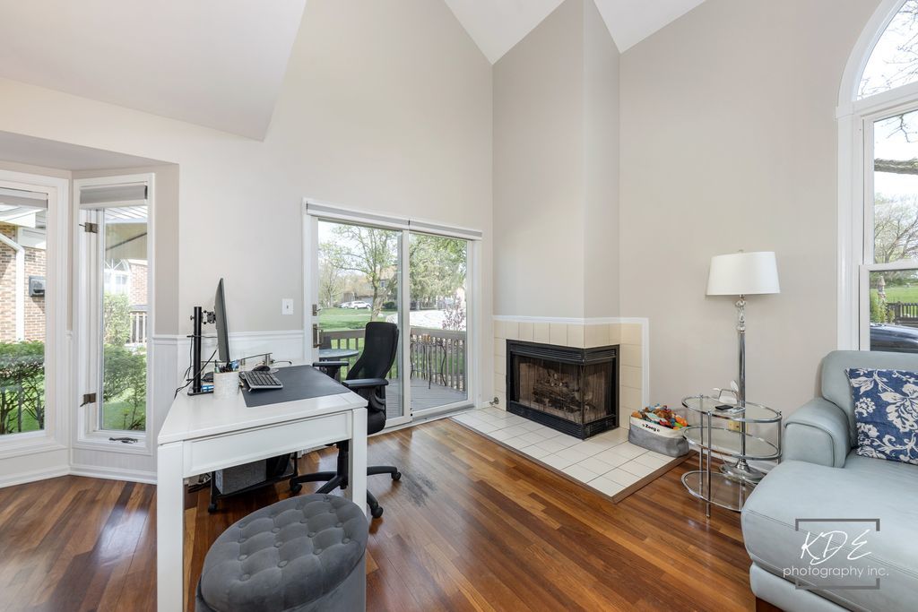 8026 Barrymore Drive #37-2, Darien, IL 60561