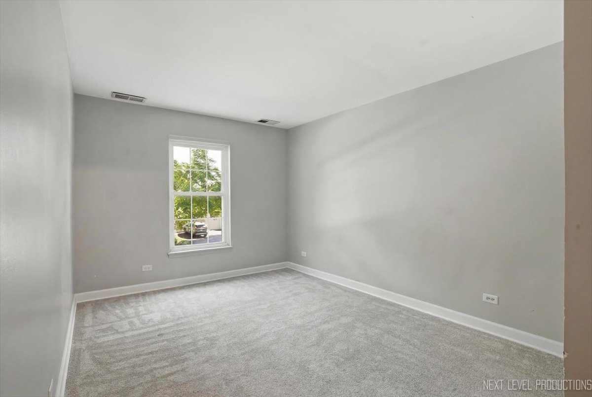 Aurora, IL 60504