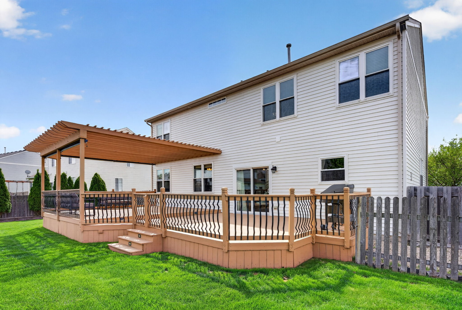 736 Briarcliff Drive, Minooka, IL 60447