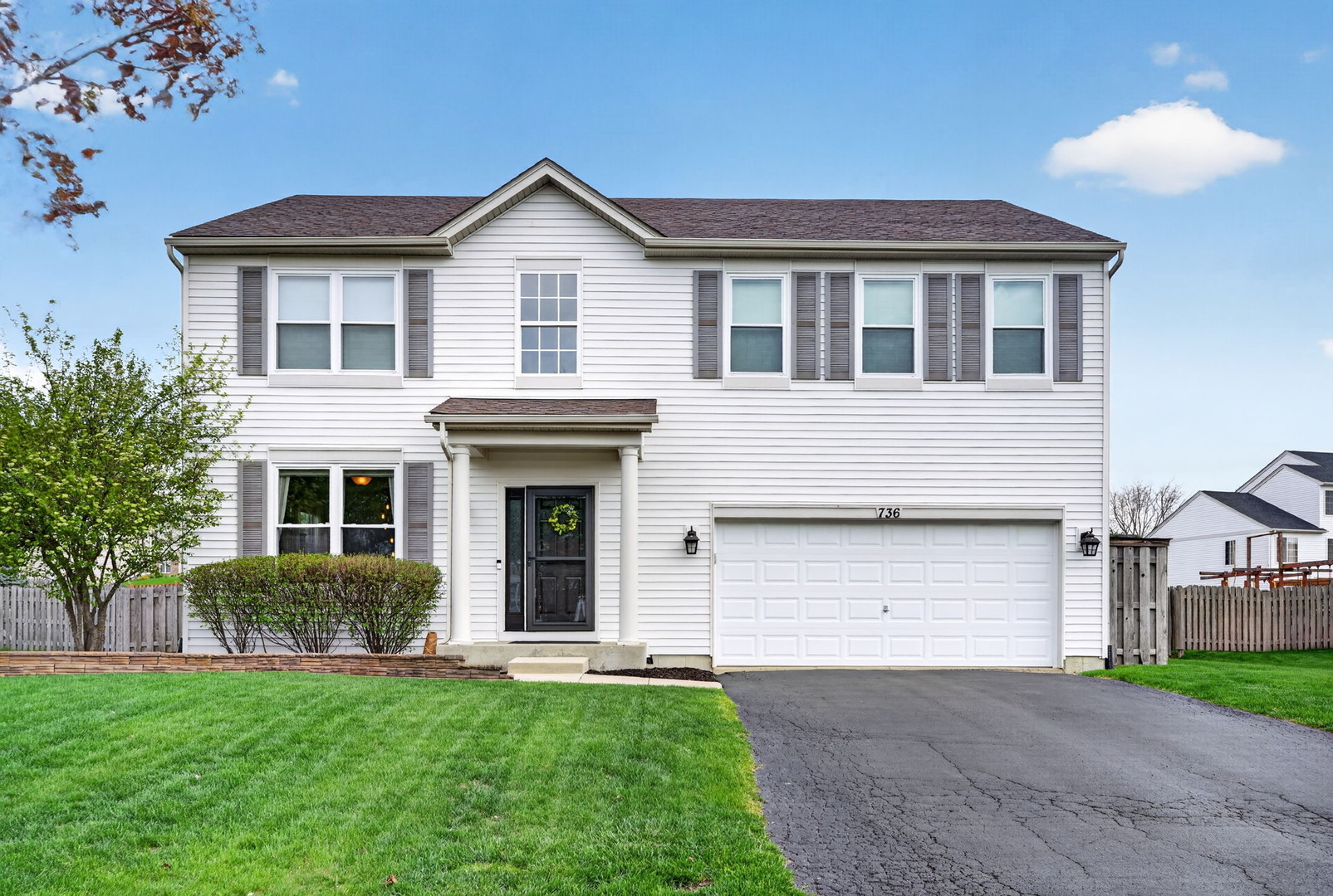 736 Briarcliff Drive, Minooka, IL 60447