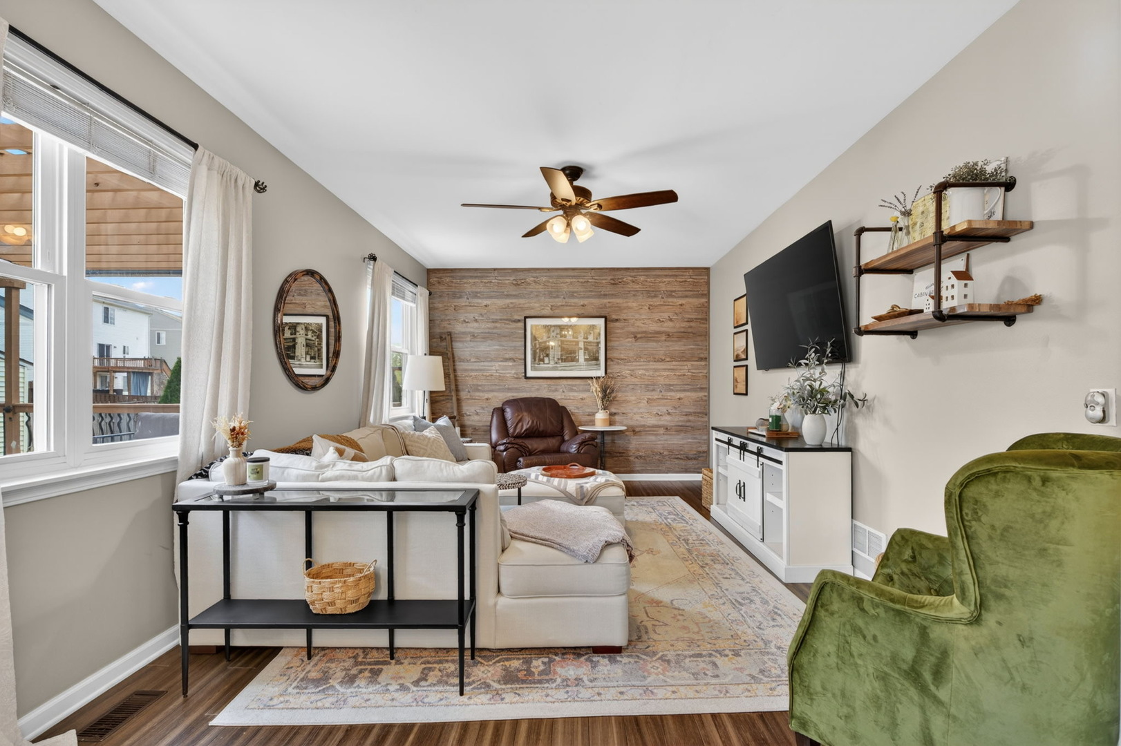 736 Briarcliff Drive, Minooka, IL 60447