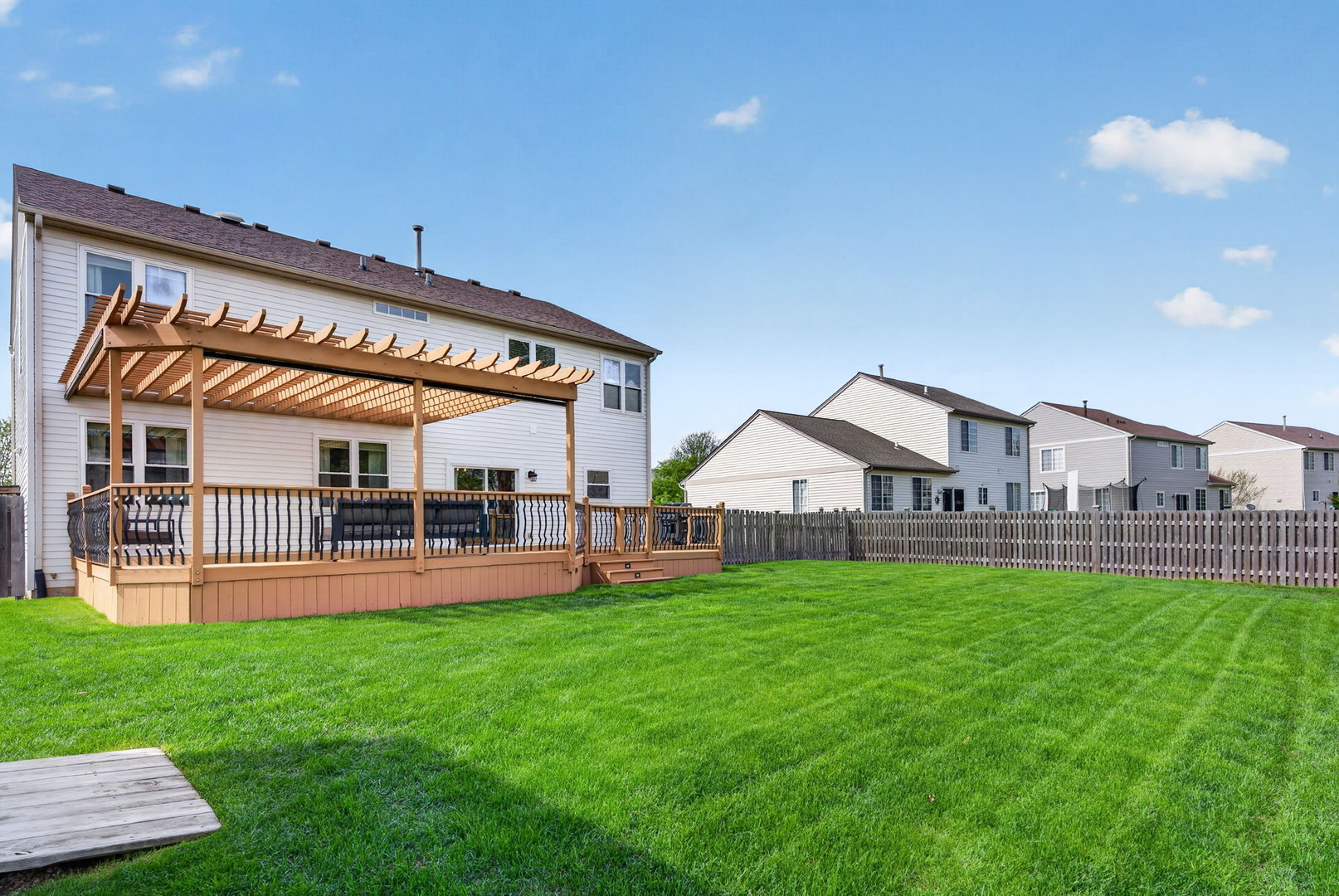 736 Briarcliff Drive, Minooka, IL 60447