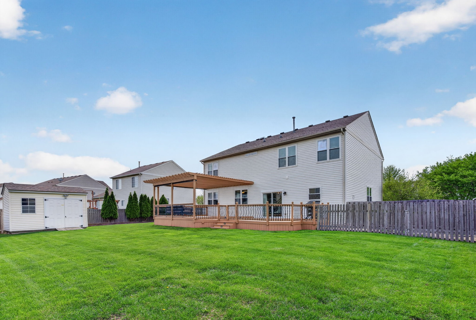 736 Briarcliff Drive, Minooka, IL 60447