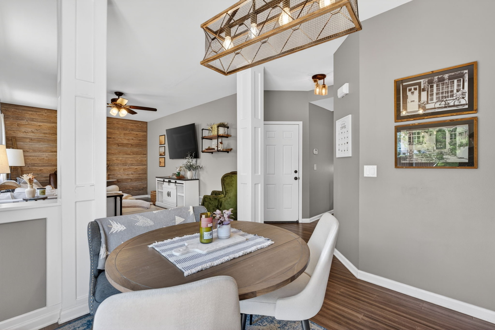 736 Briarcliff Drive, Minooka, IL 60447