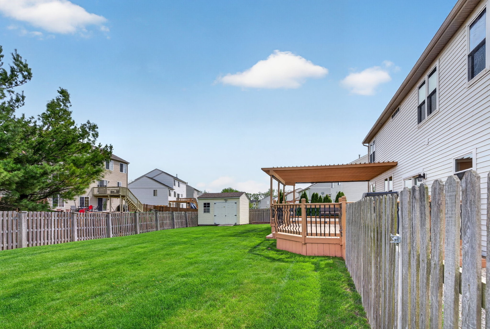 736 Briarcliff Drive, Minooka, IL 60447