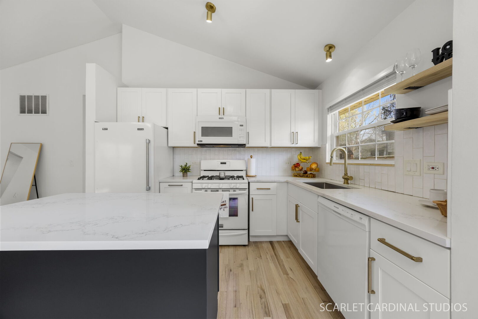 30W161 Mack Road, Warrenville, IL 60555