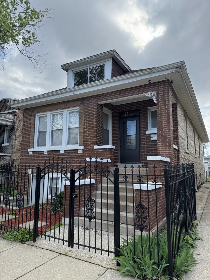 2326 S 58th Court, Cicero, IL 60804