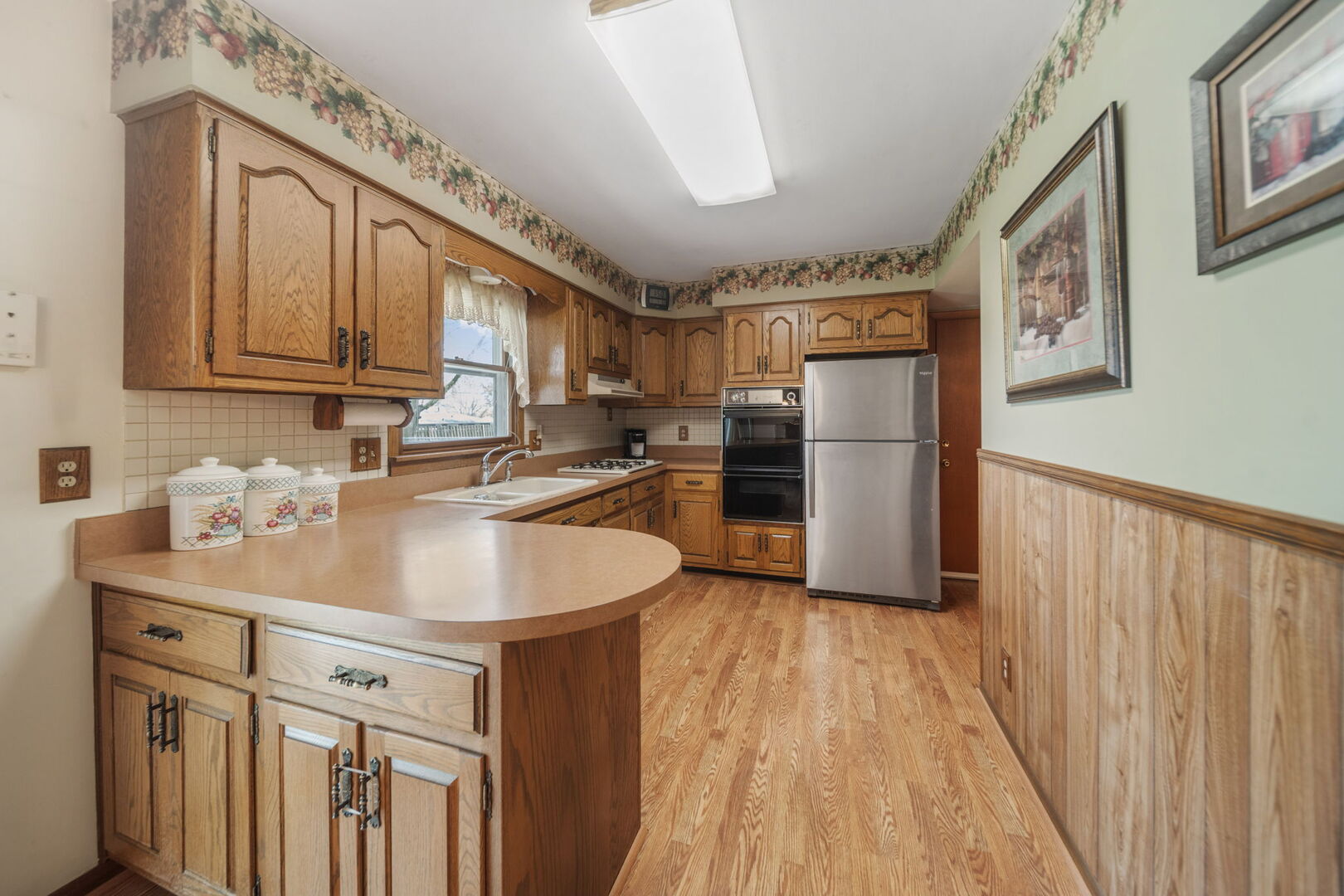 1312 Royal Drive, Montgomery, IL 60538