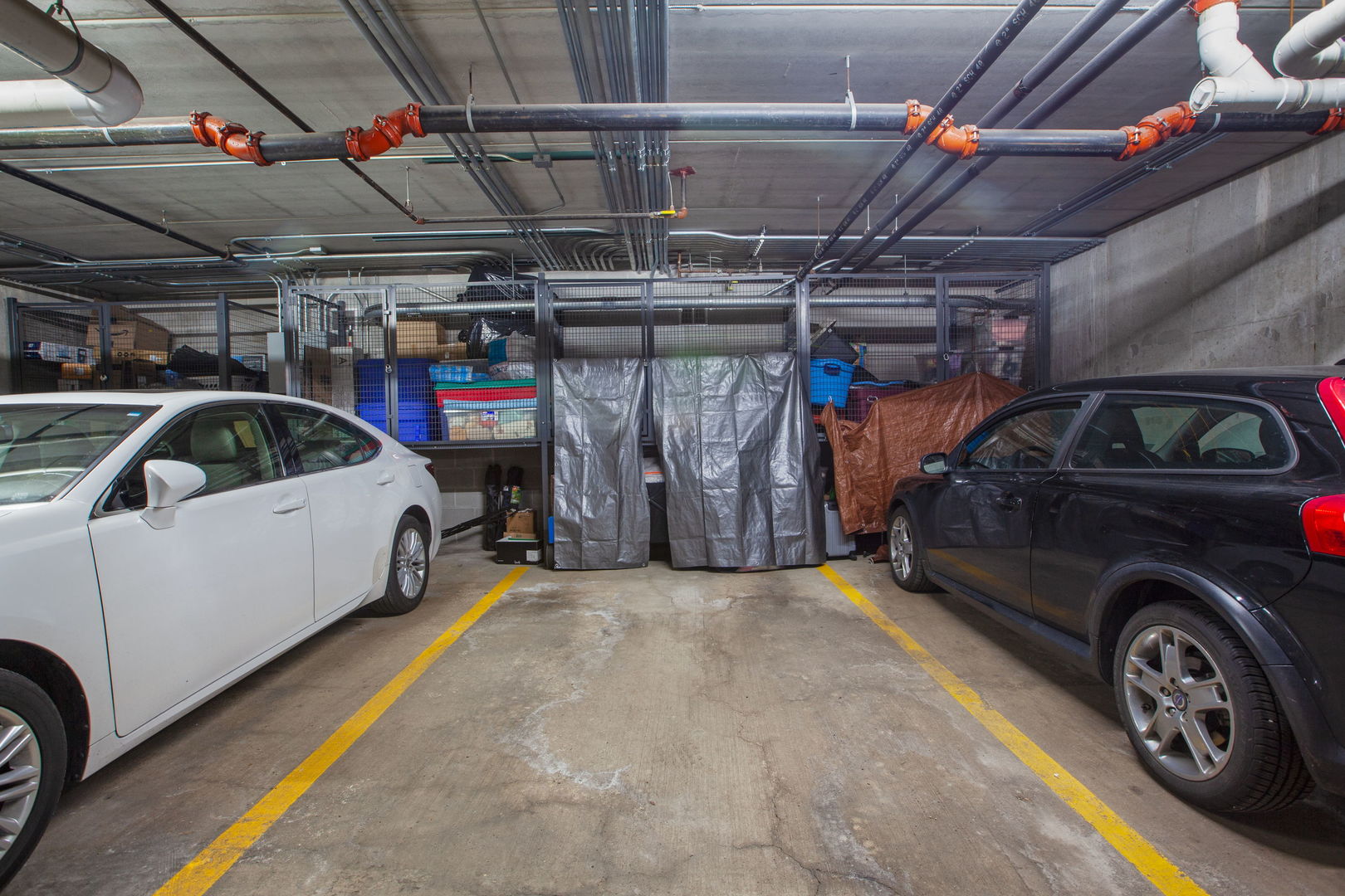 446 McDaniels Circle #304, Clarendon Hills, IL 60514