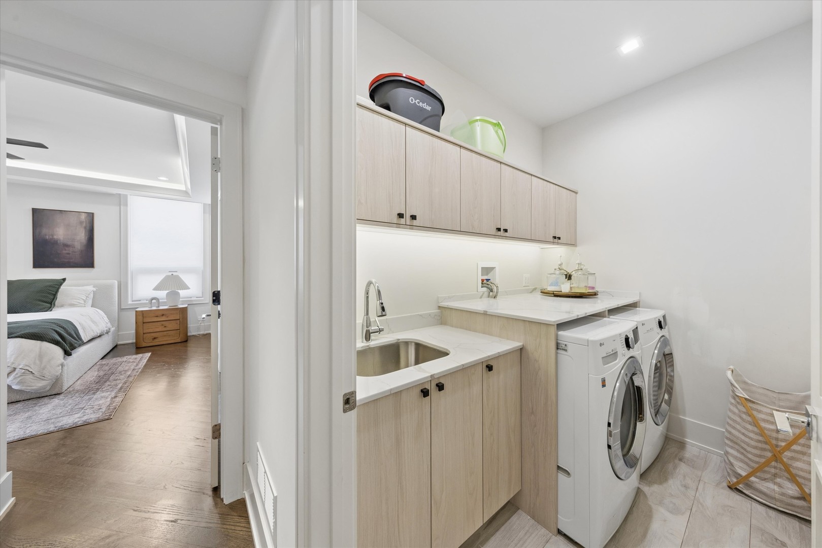 1334 W WALTON Street #2W, Chicago, IL 60642