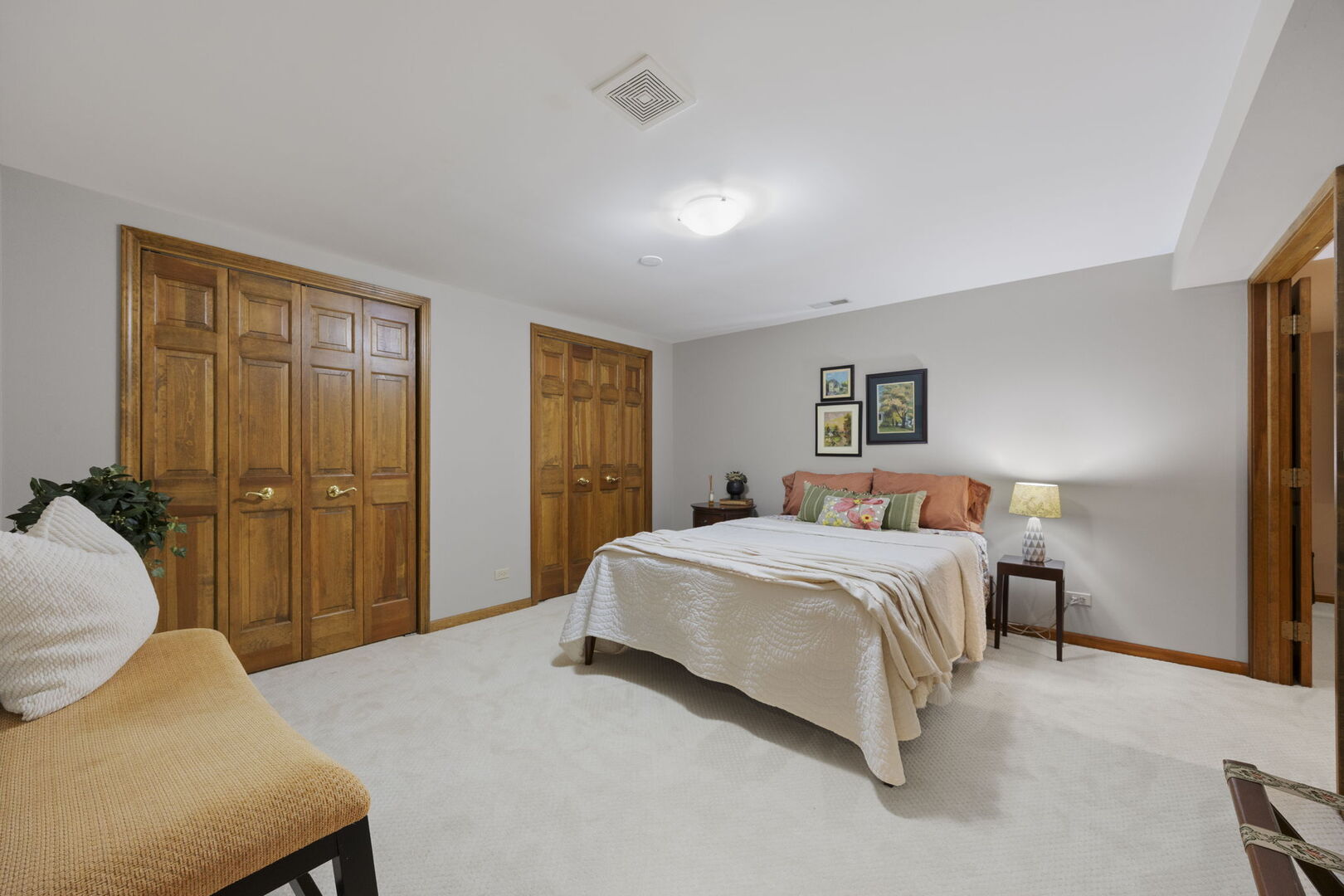 1030 Trillium Trail, West Chicago, IL 60185