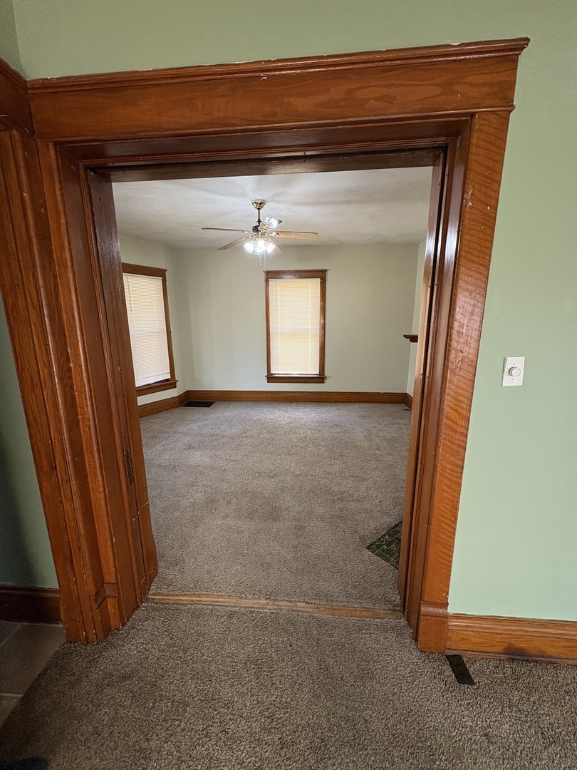 204 N Division Avenue, Polo, IL 61064