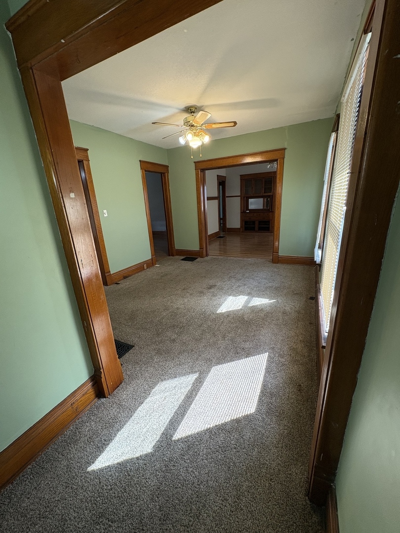 204 N Division Avenue, Polo, IL 61064