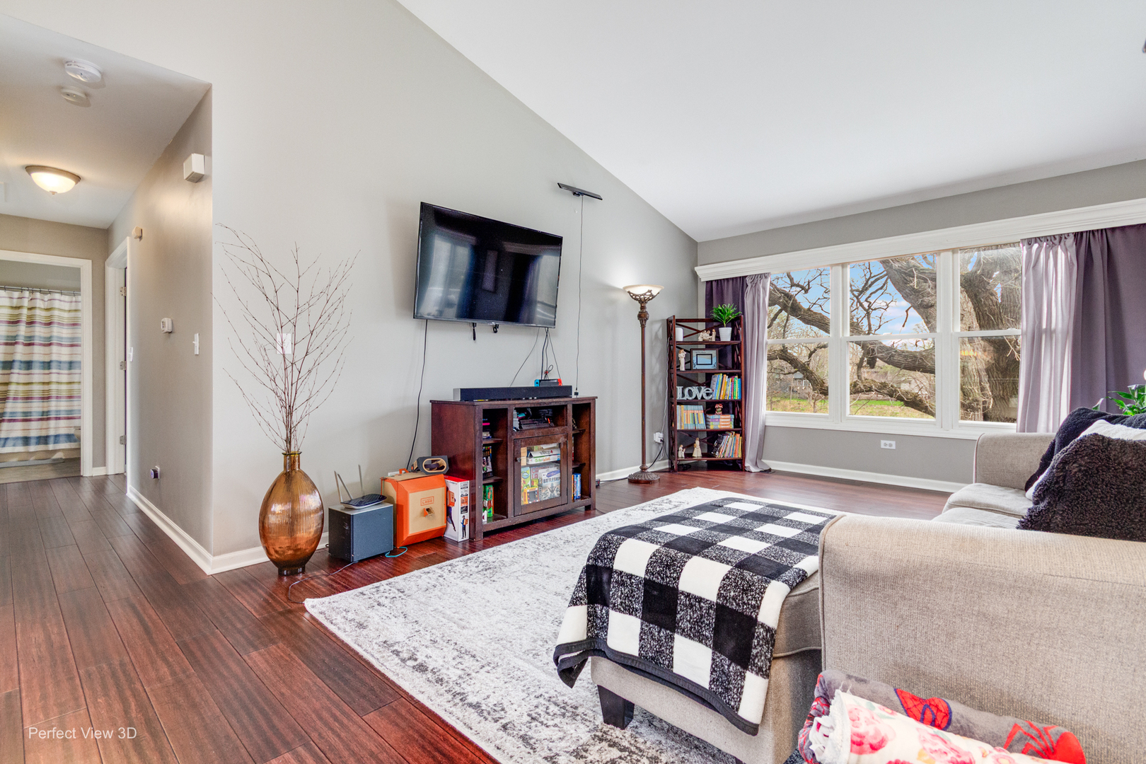 2011 Oak Tree Trail, Lake Villa, IL 60046