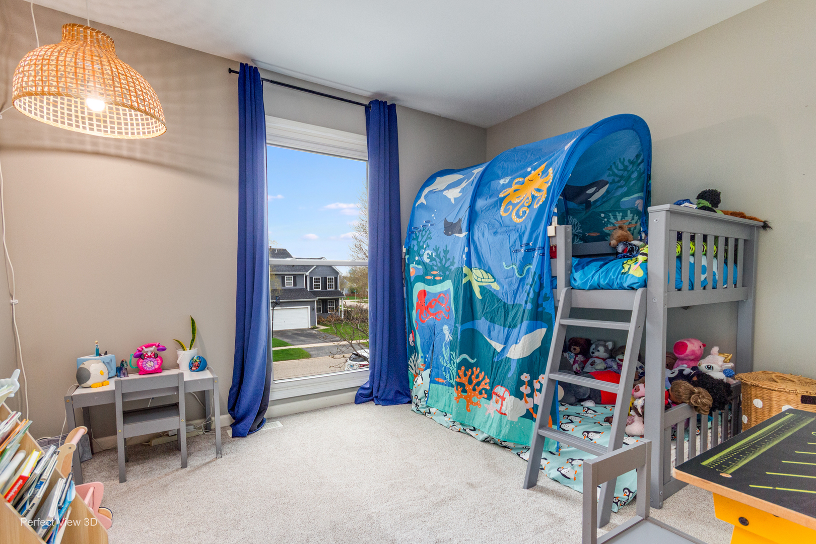 2011 Oak Tree Trail, Lake Villa, IL 60046