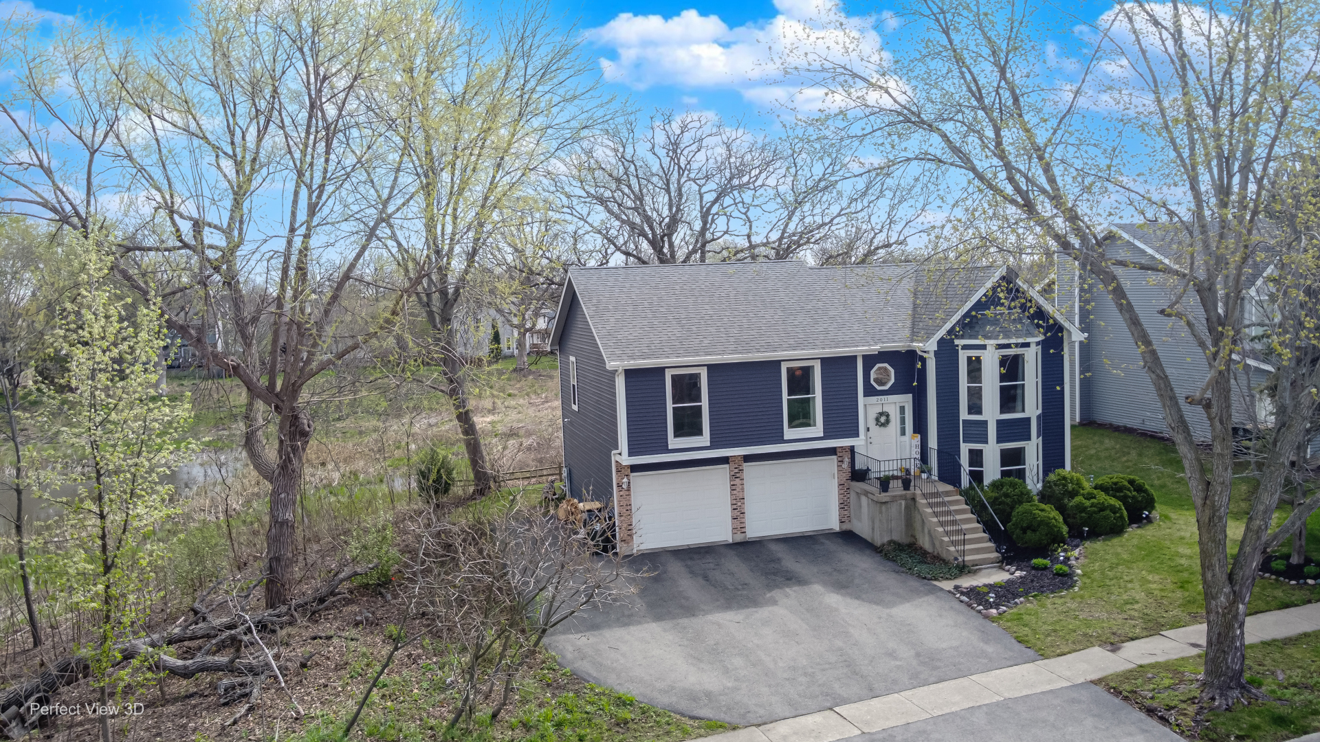 2011 Oak Tree Trail, Lake Villa, IL 60046