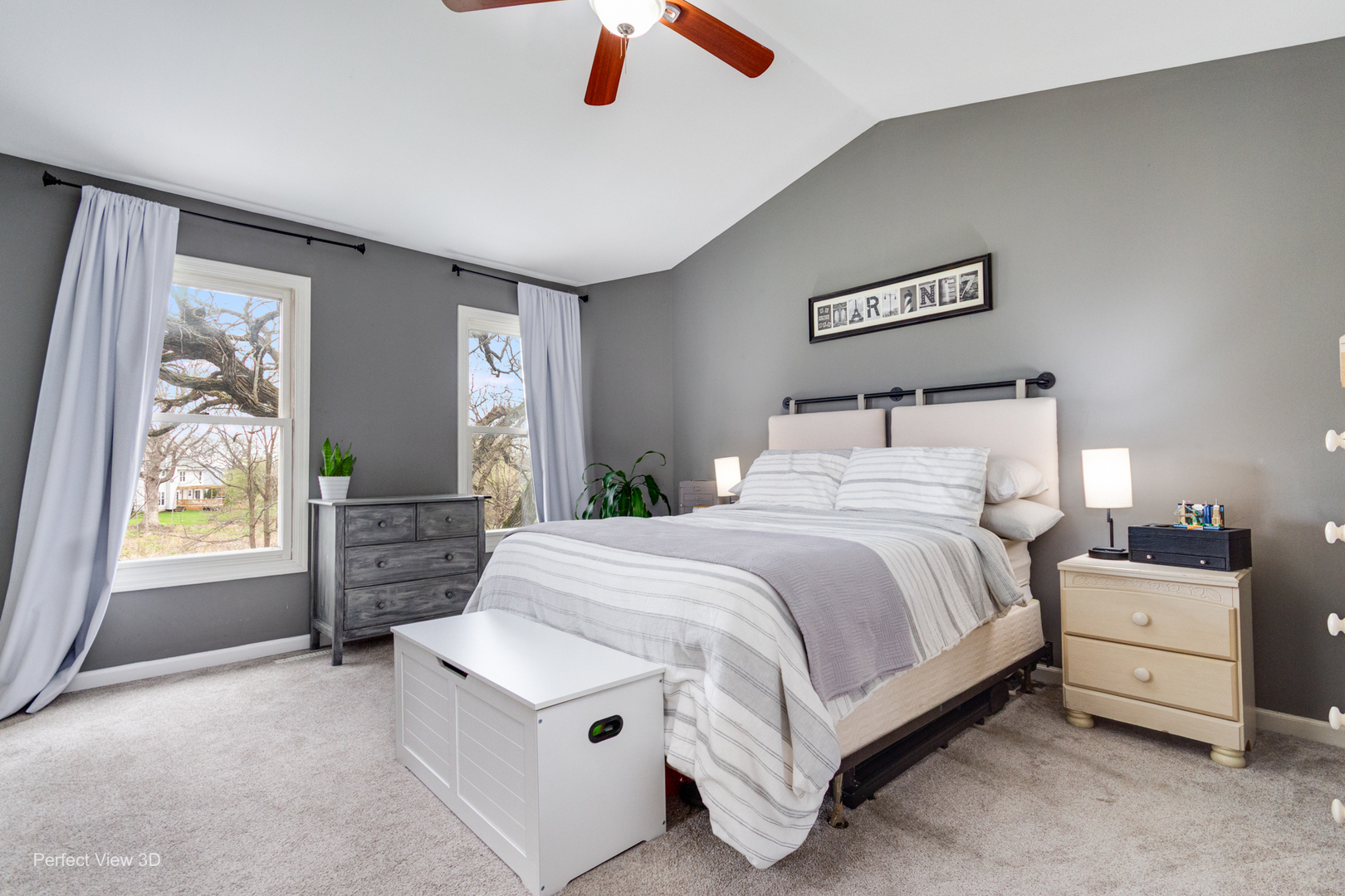 2011 Oak Tree Trail, Lake Villa, IL 60046