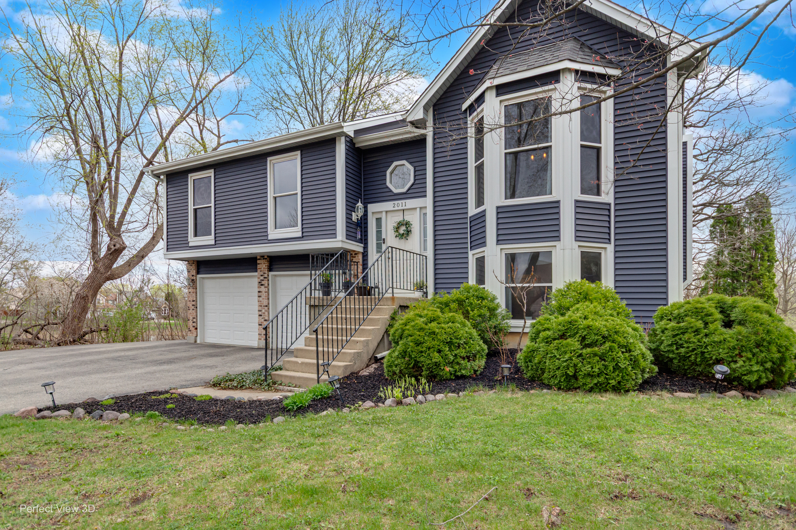 2011 Oak Tree Trail, Lake Villa, IL 60046