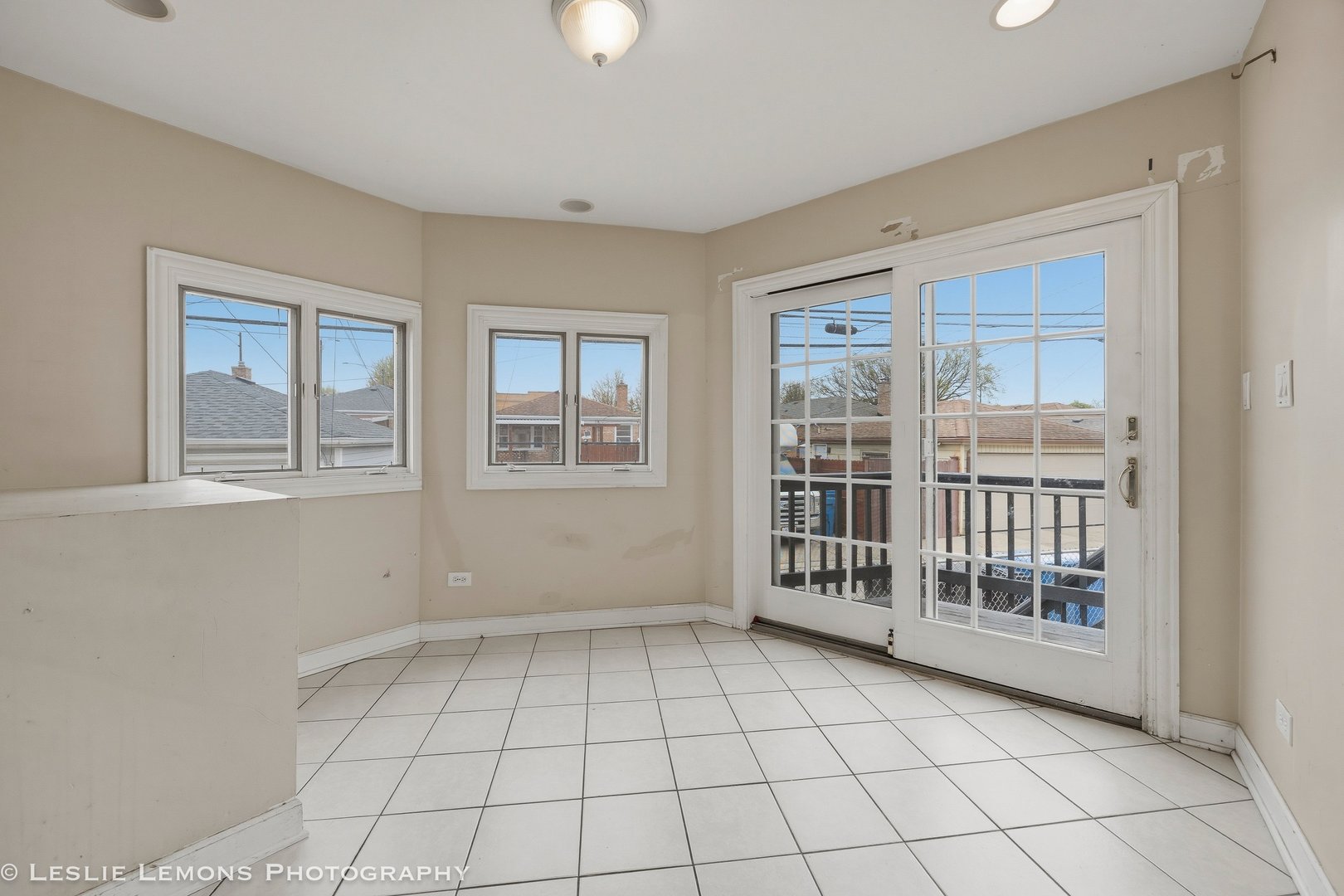 6346 W RAVEN Street, Chicago, IL 60646