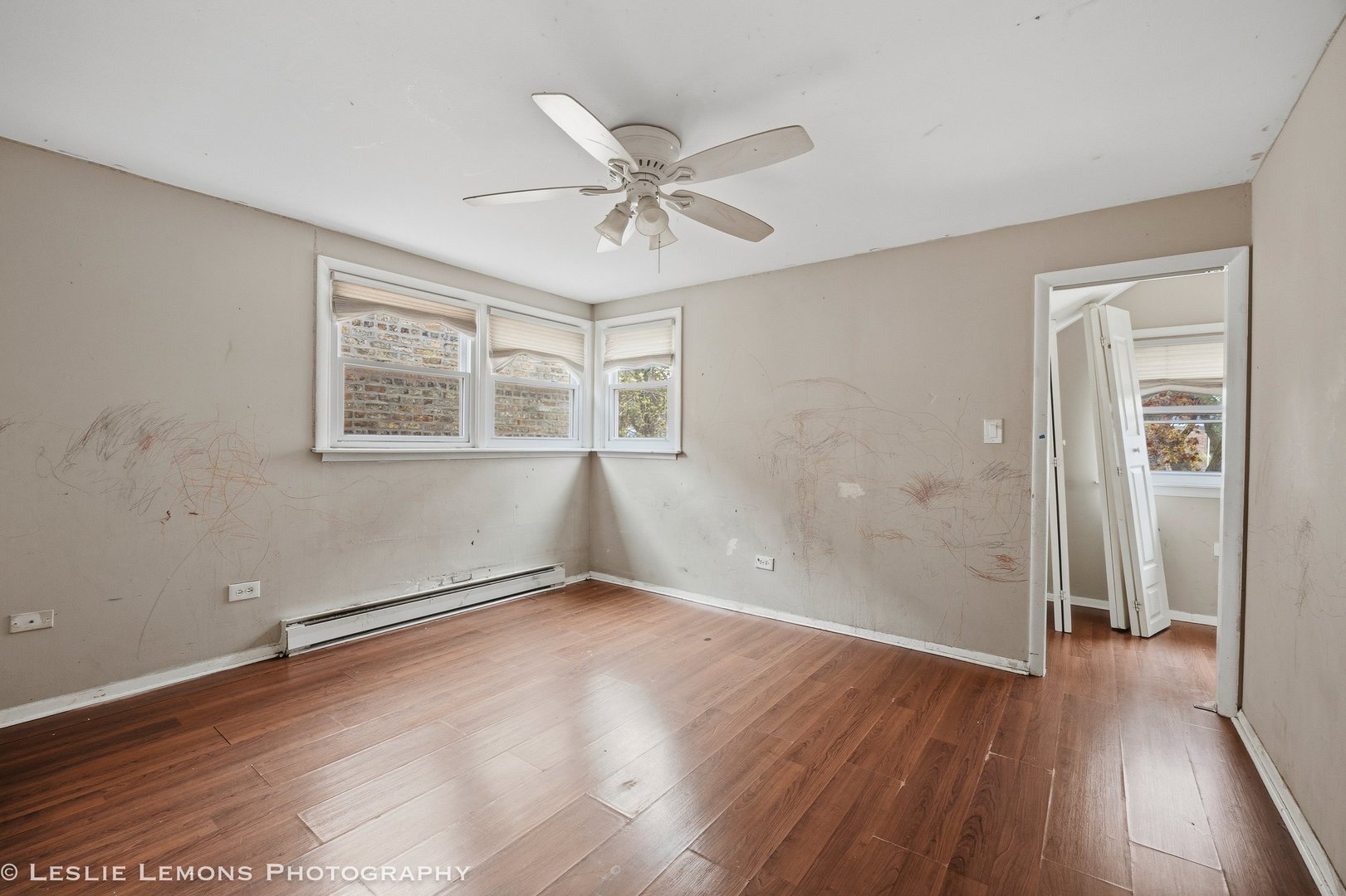 6346 W RAVEN Street, Chicago, IL 60646