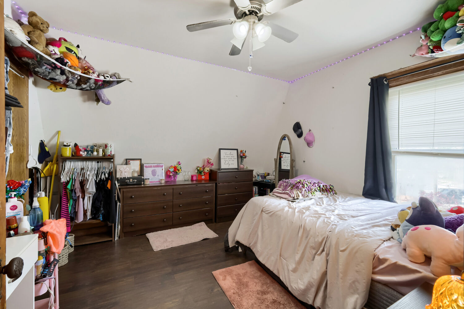 809 W Park Avenue, Joliet, IL 60436