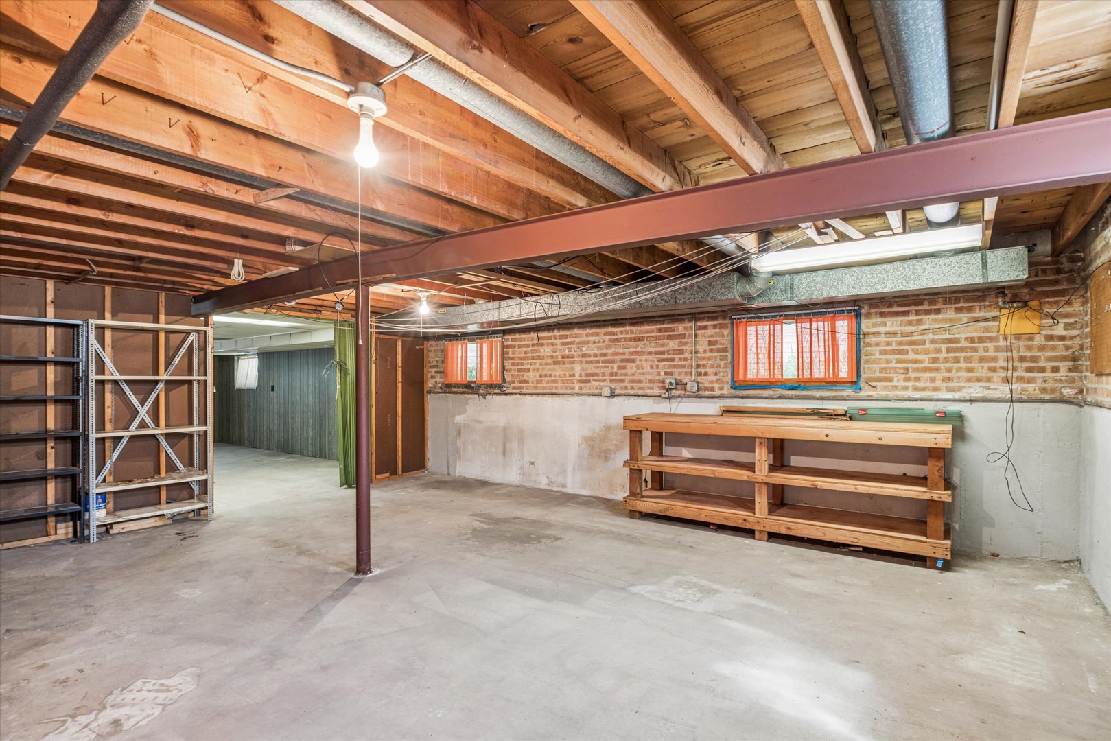 6520 W 63rd Street, Chicago, IL 60638