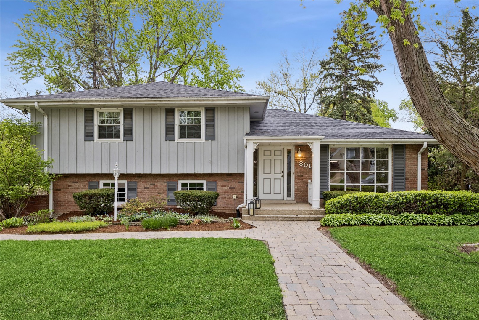 801 S Madison Street, Hinsdale, IL 60521