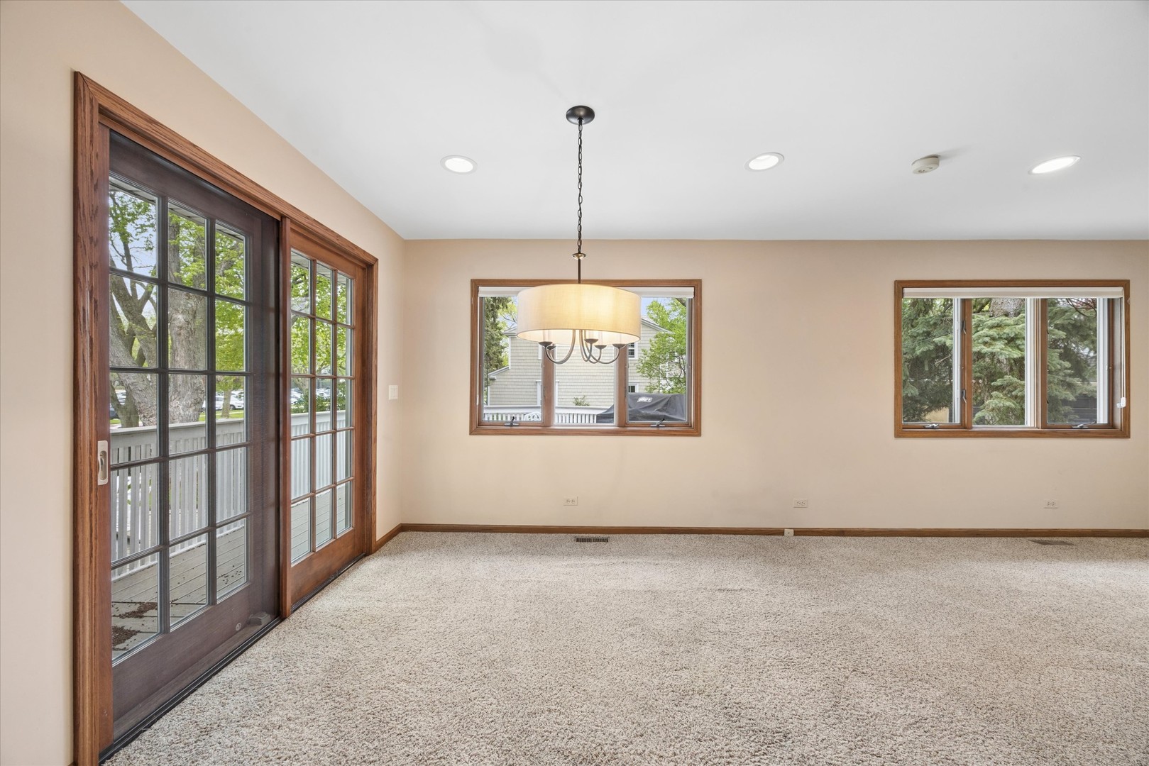 801 S Madison Street, Hinsdale, IL 60521