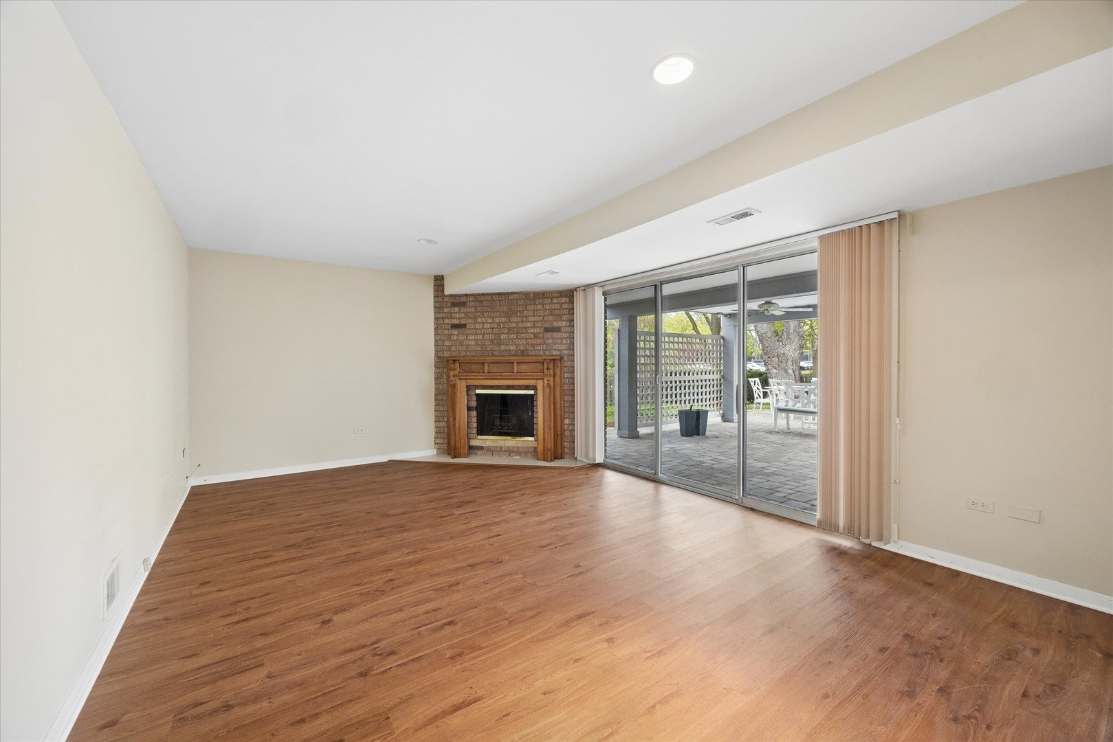 801 S Madison Street, Hinsdale, IL 60521