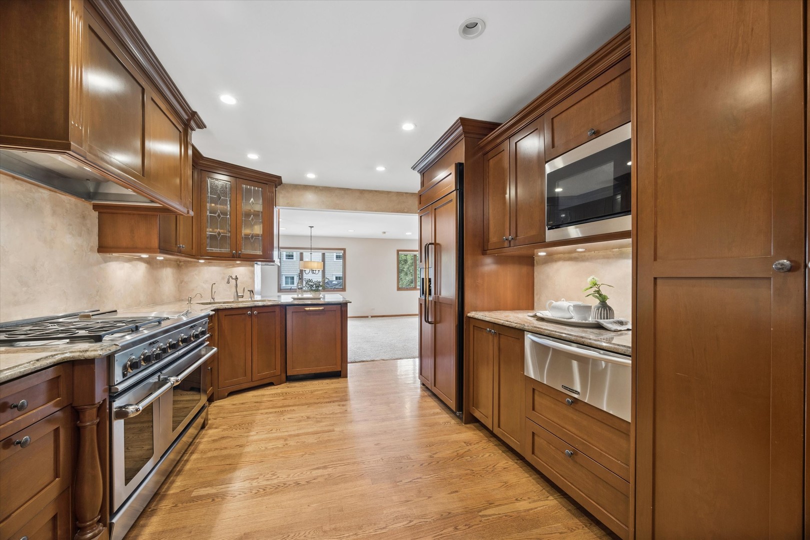 801 S Madison Street, Hinsdale, IL 60521