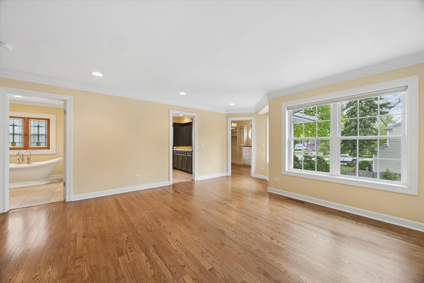 801 S Madison Street, Hinsdale, IL 60521