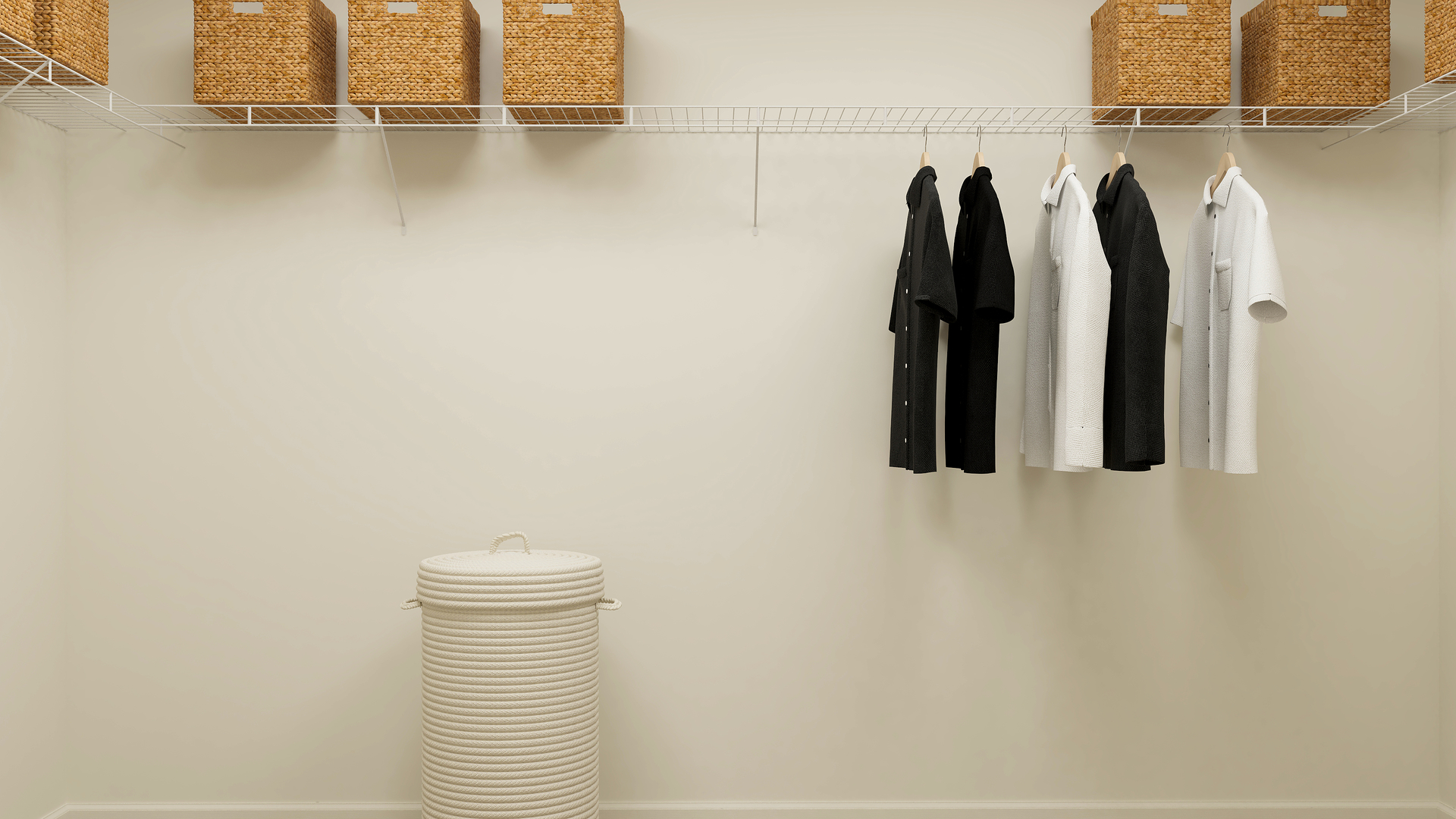 2020 COSMAN Way, Algonquin, IL 60102