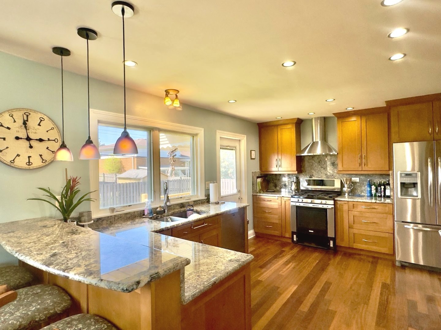 1650 Charleston Court, Melrose Park, IL 60160