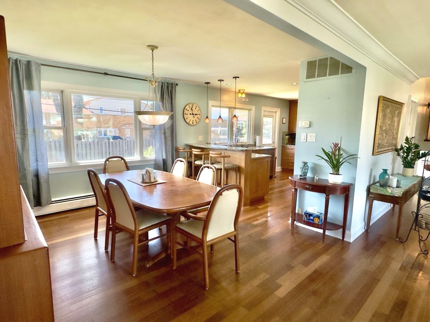 1650 Charleston Court, Melrose Park, IL 60160