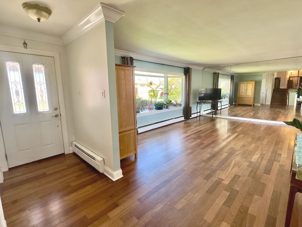 1650 Charleston Court, Melrose Park, IL 60160