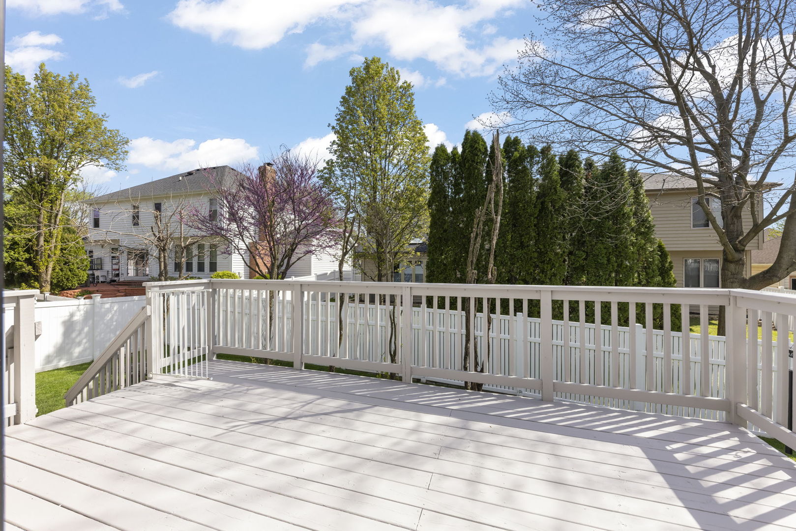 120 Rieser Circle, Naperville, IL 60565