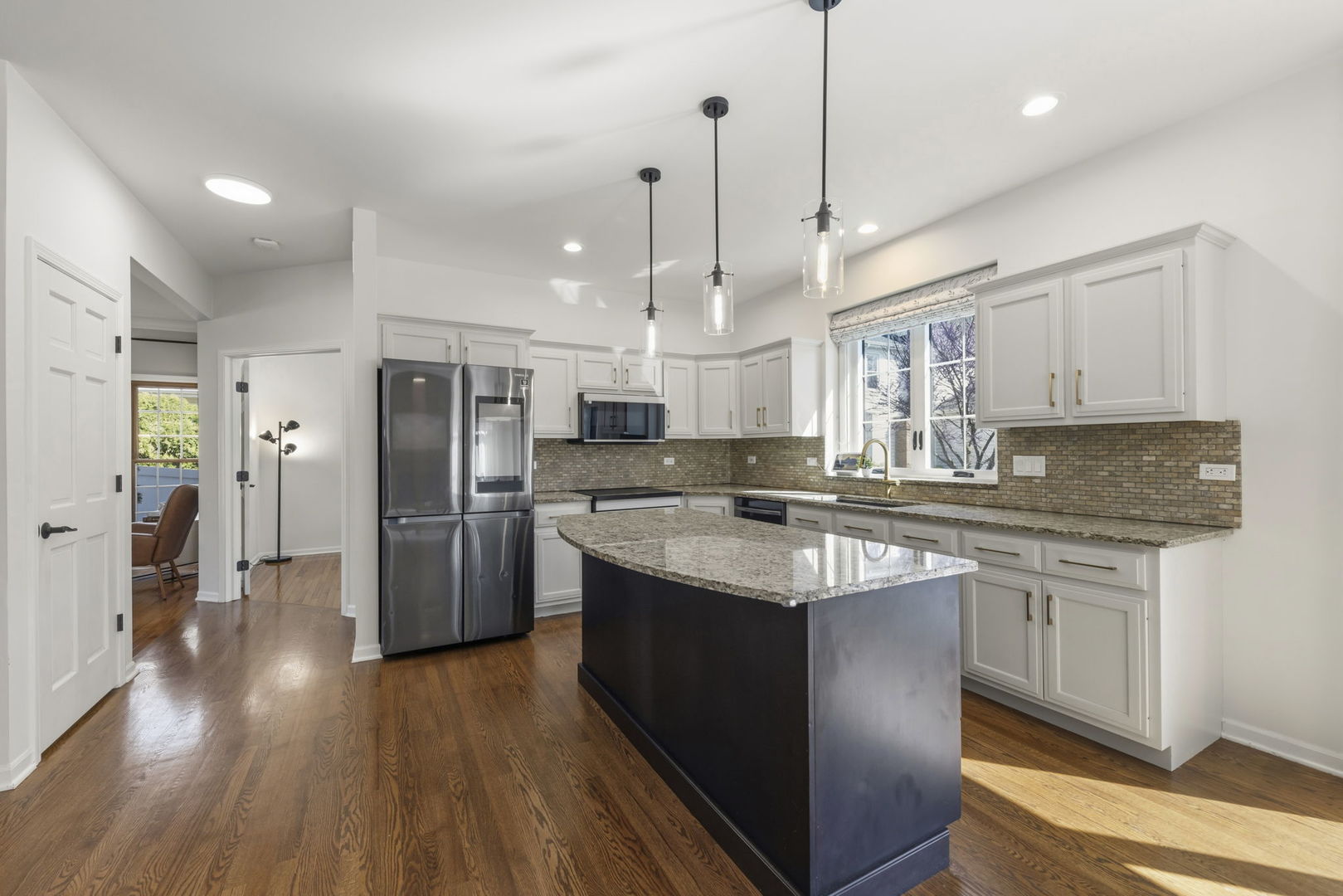 120 Rieser Circle, Naperville, IL 60565