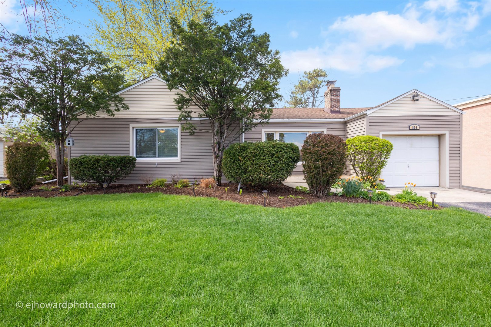 804 S President Street, Wheaton, IL 60189