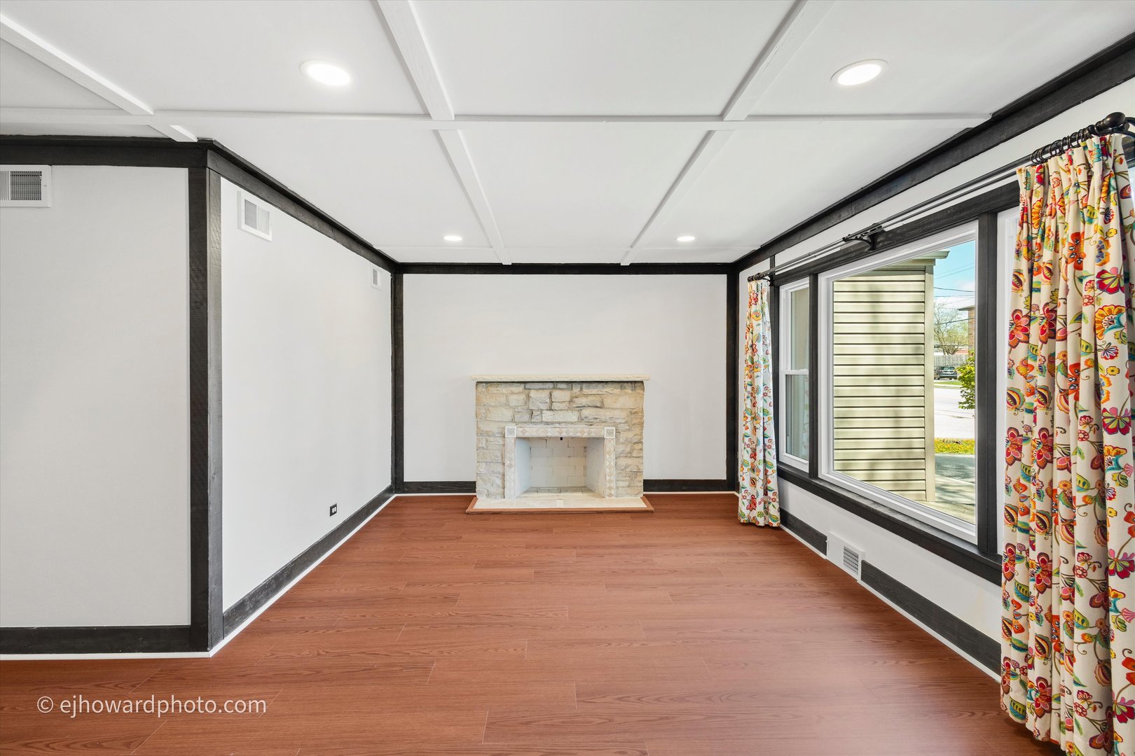 804 S President Street, Wheaton, IL 60189