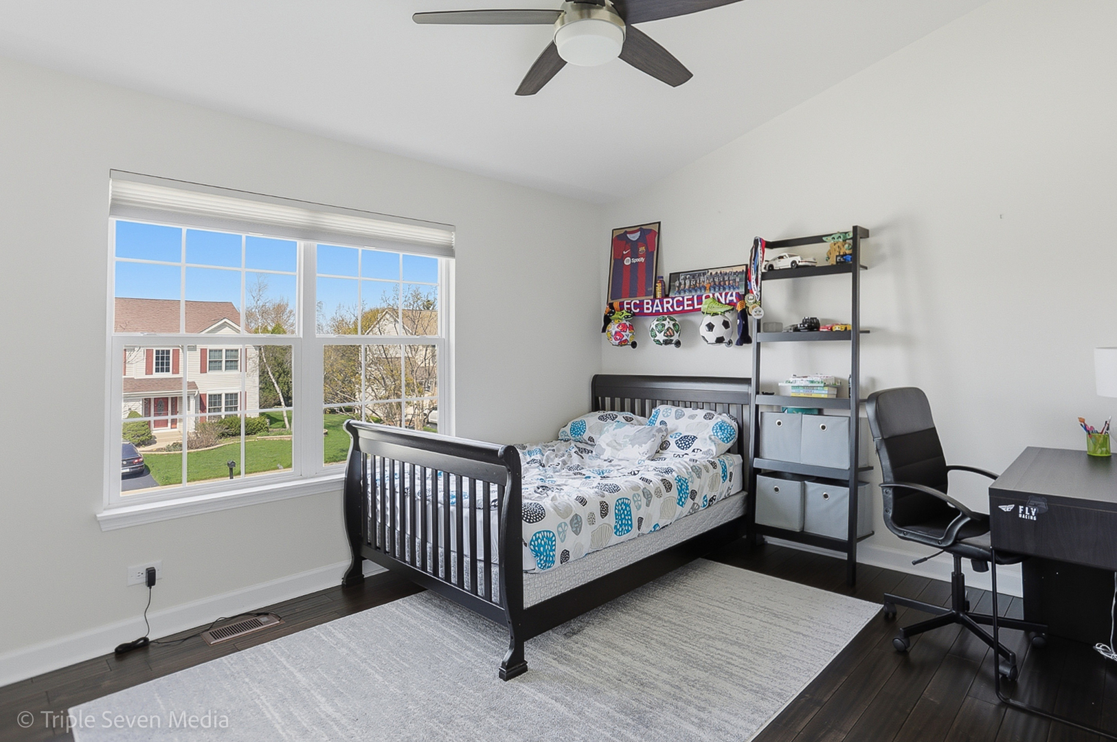 1260 White Chapel Lane, Algonquin, IL 60102