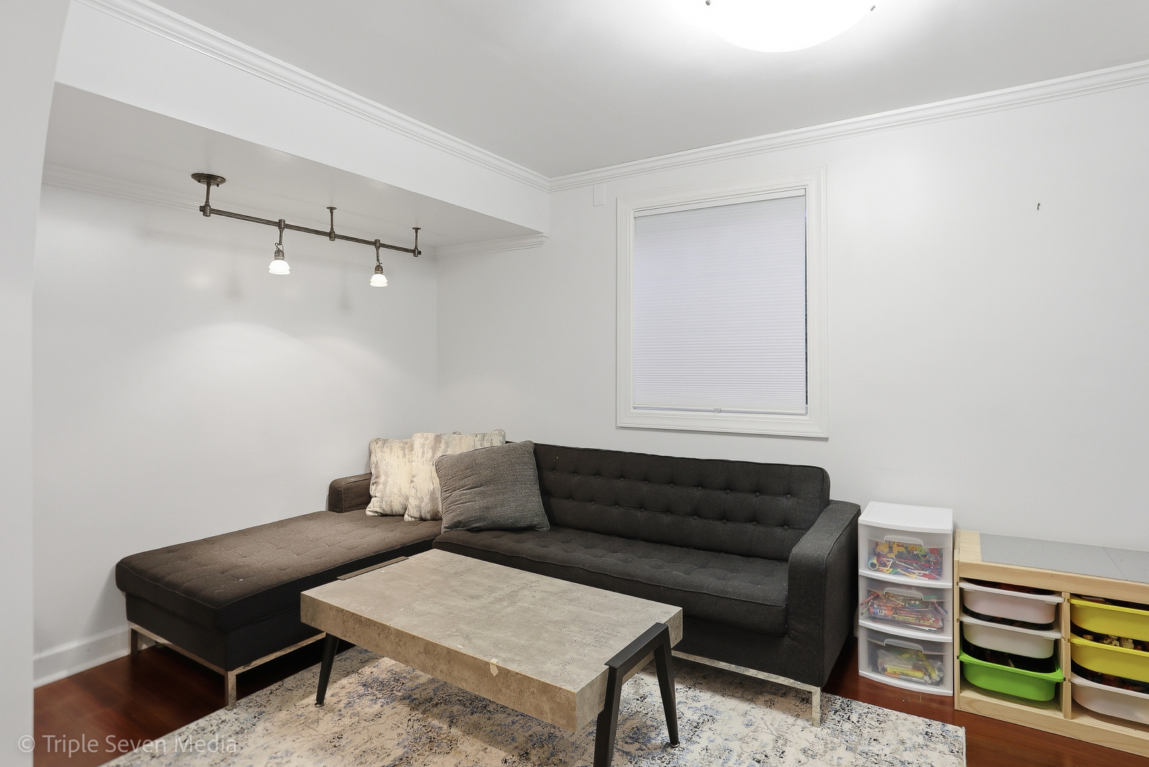 1260 White Chapel Lane, Algonquin, IL 60102